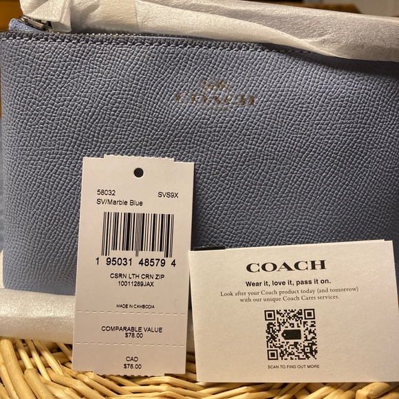 Coach silver/marble wristlet - Picture 7 of 7